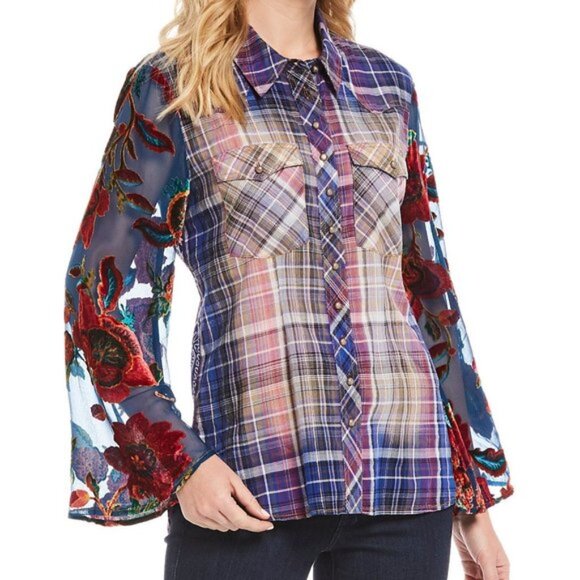 Illona Bell Sleeve Top by Aratta - Picture 4 of 6